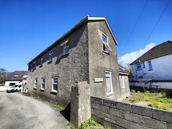 Smyth Street, Fishguard, SA65