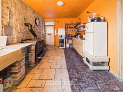 New Hill, Goodwick, SA64