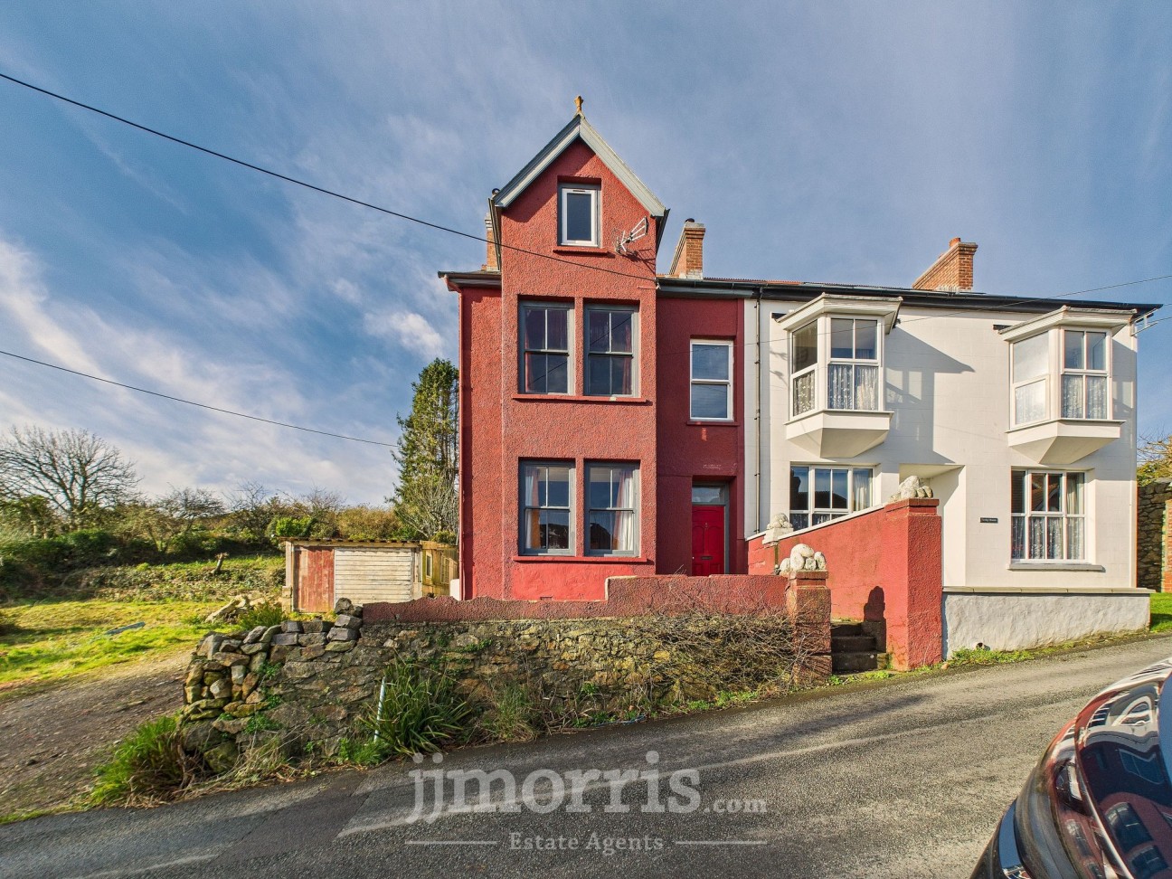 New Hill, Goodwick, SA64