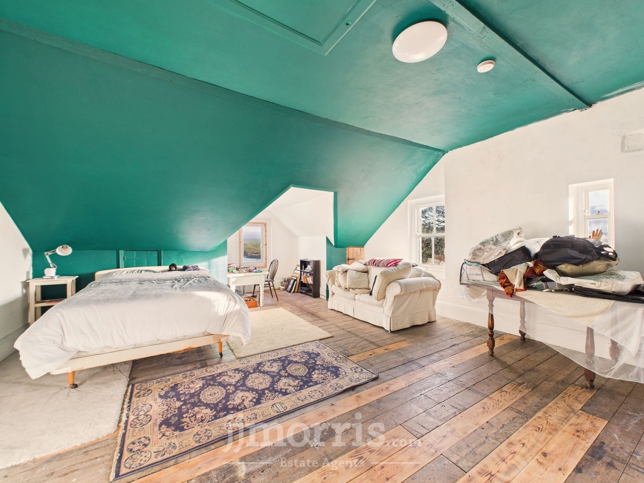 New Hill, Goodwick, SA64