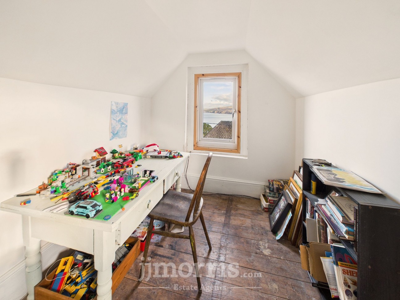 New Hill, Goodwick, SA64