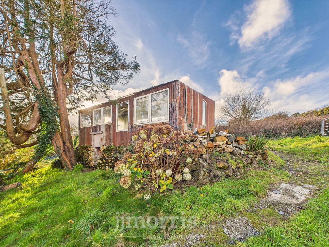 New Hill, Goodwick, SA64