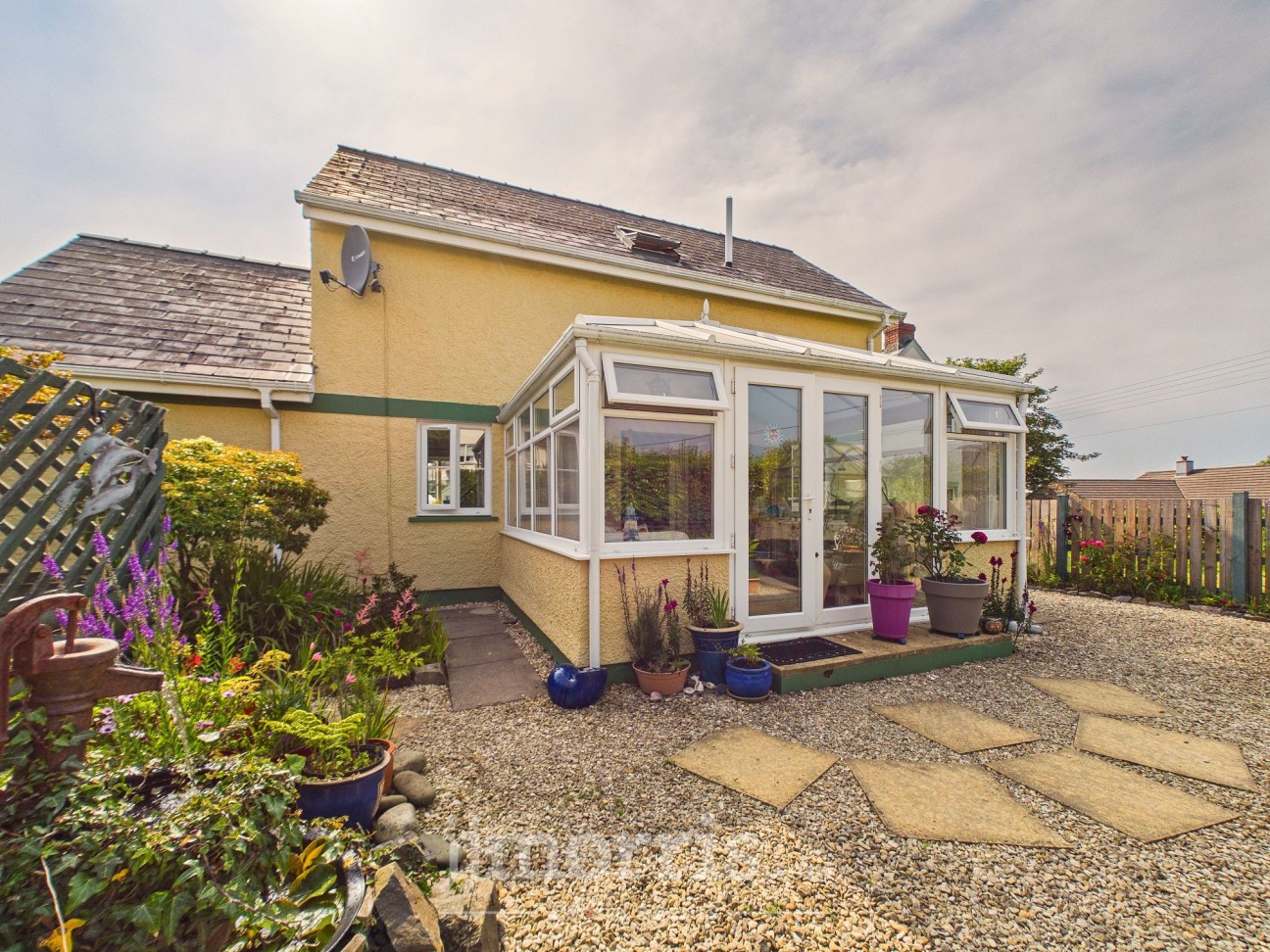 Parc Yr Eglwys, Dinas Cross, SA42