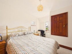 Parc Yr Eglwys, Dinas Cross, SA42