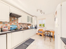 Parc Yr Eglwys, Dinas Cross, SA42