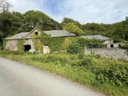 At The Lower Yard, Llwyngwair Home Farm, SA42