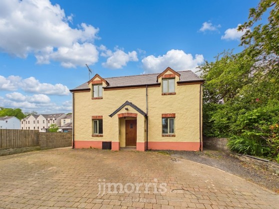 Maes Yr Afon, Goodwick, SA64