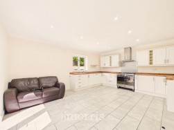 Maes Yr Afon, Goodwick, SA64