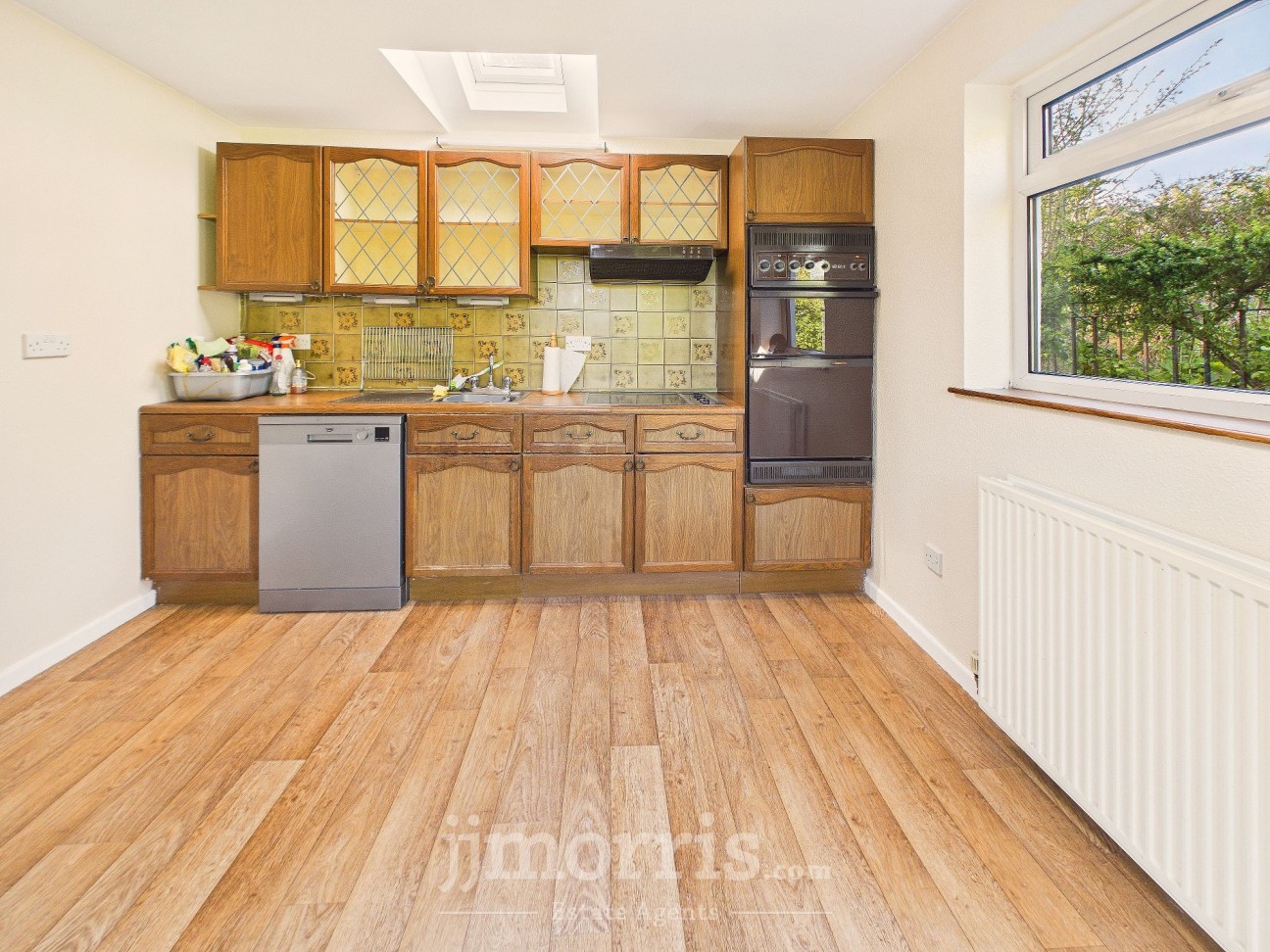 Dinas Cross, Newport, SA42