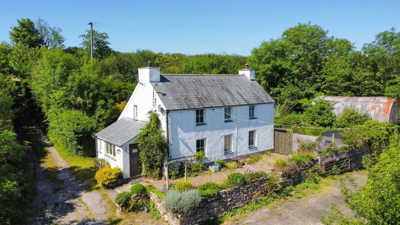 Llanycefn, Clynderwen, SA66