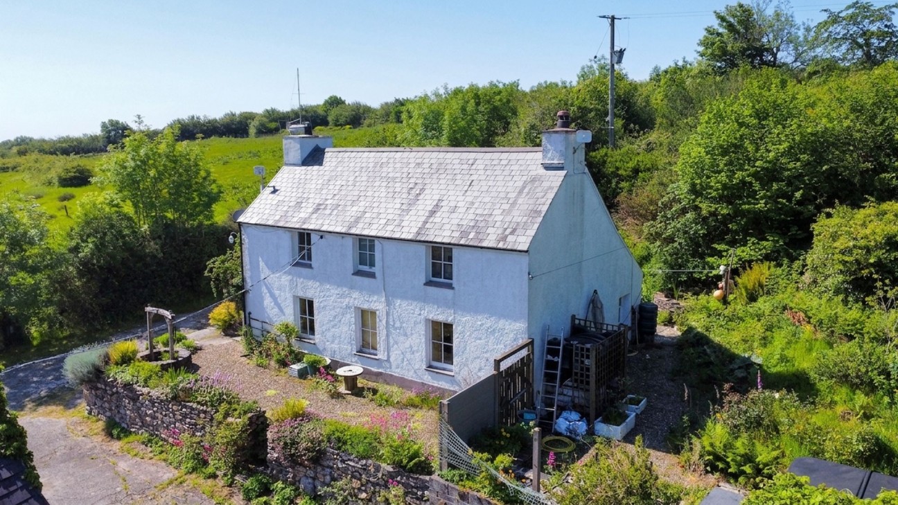 Llanycefn, Clynderwen, SA66