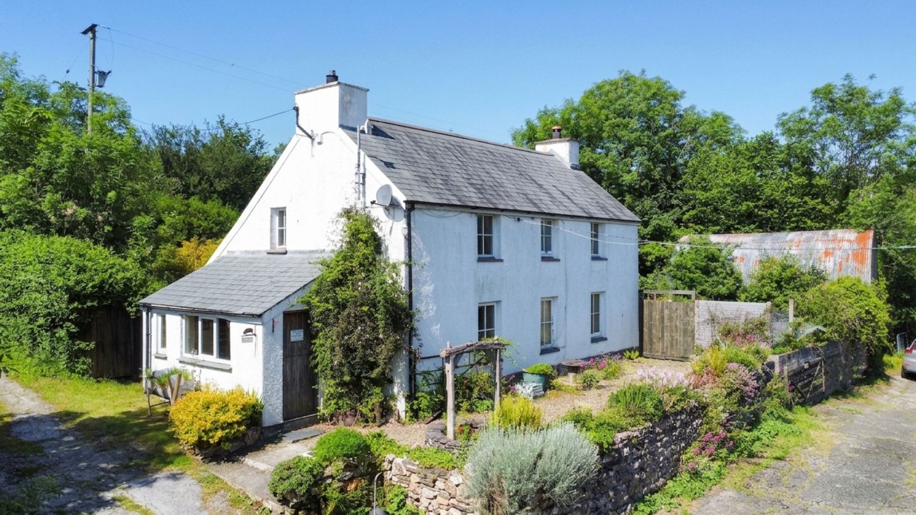 Llanycefn, Clynderwen, SA66