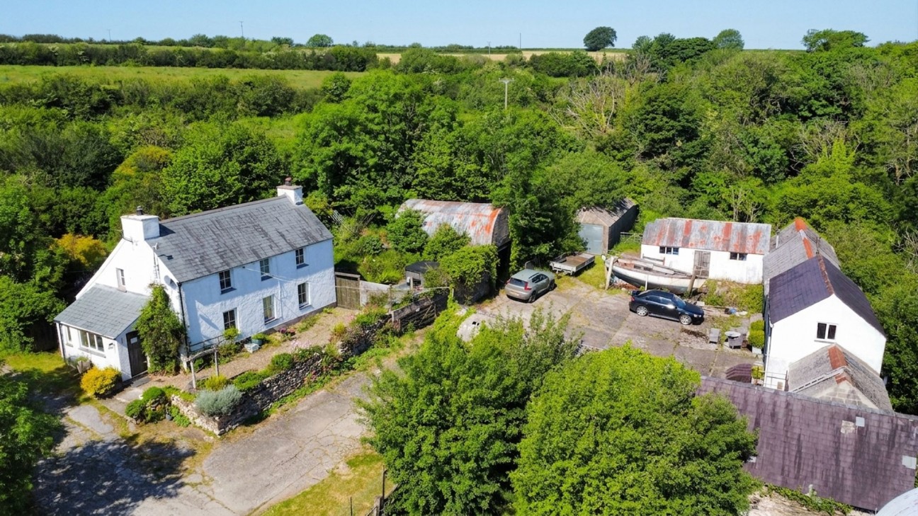 Llanycefn, Clynderwen, SA66