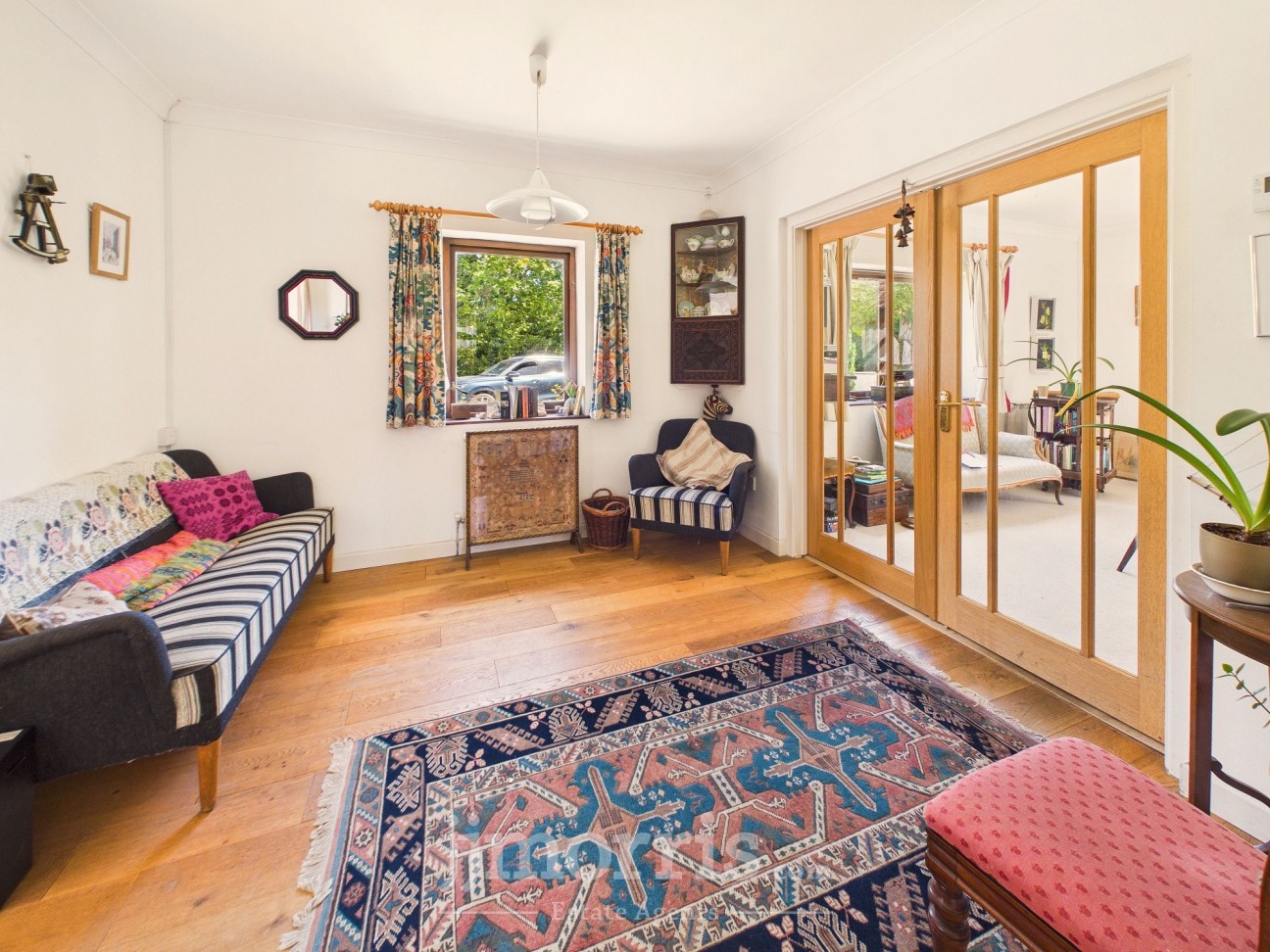 Long Street, Newport, SA42