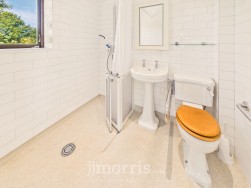 Long Street, Newport, SA42