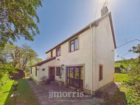 Dinas Cross, Newport, SA42