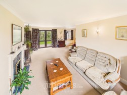 Dinas Cross, Newport, SA42