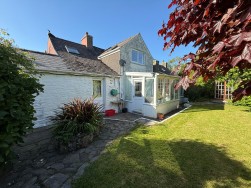 Dinas Cross, Newport, SA42