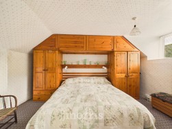Dinas Cross, Newport, SA42