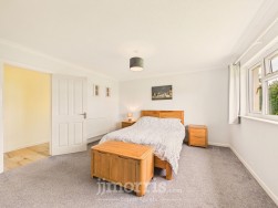 Yerbeston, Kilgetty, SA68