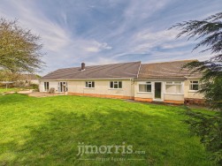 Yerbeston, Kilgetty, SA68