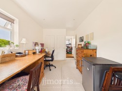 Newport, SA42