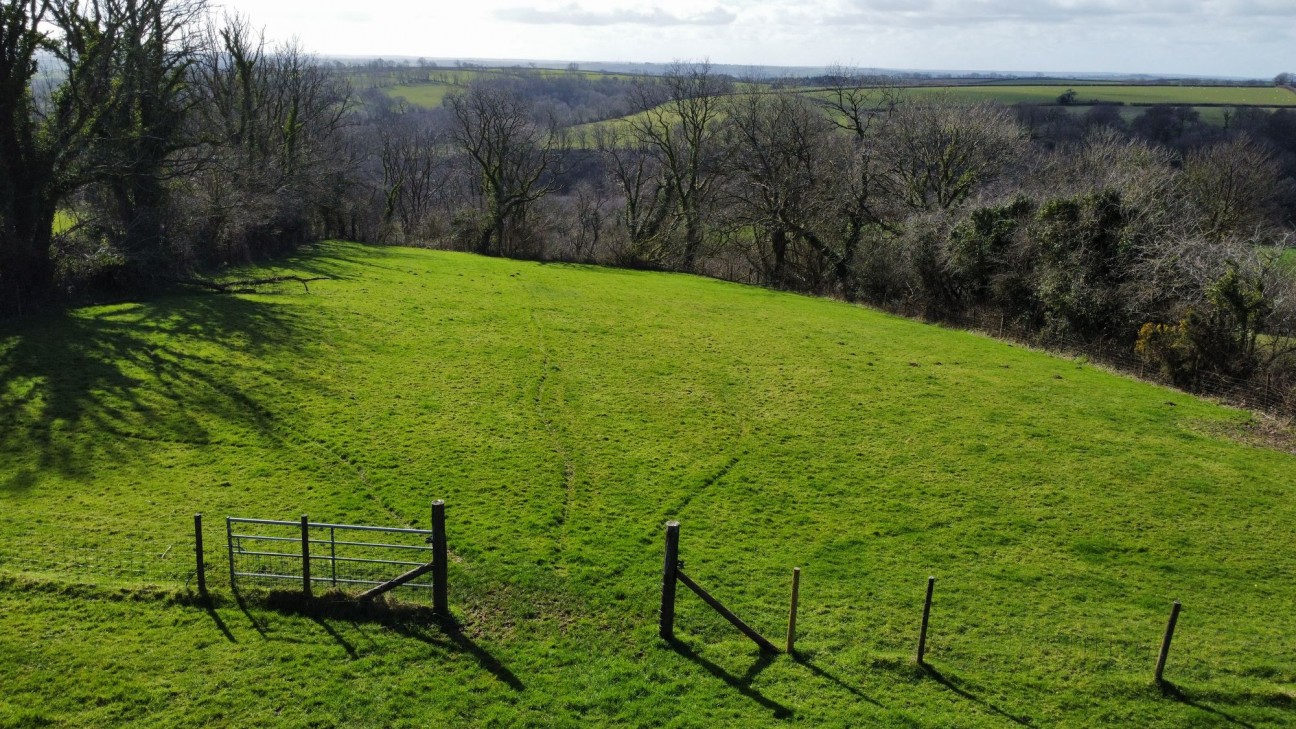 Maenclochog, Clynderwen, SA66