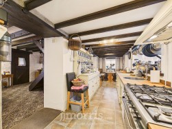 Maenclochog, Clynderwen, SA66