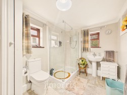 Maenclochog, Clynderwen, SA66