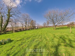 Maenclochog, Clynderwen, SA66