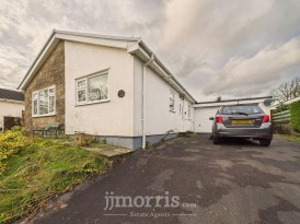 Chapel Road, Crundale, SA62