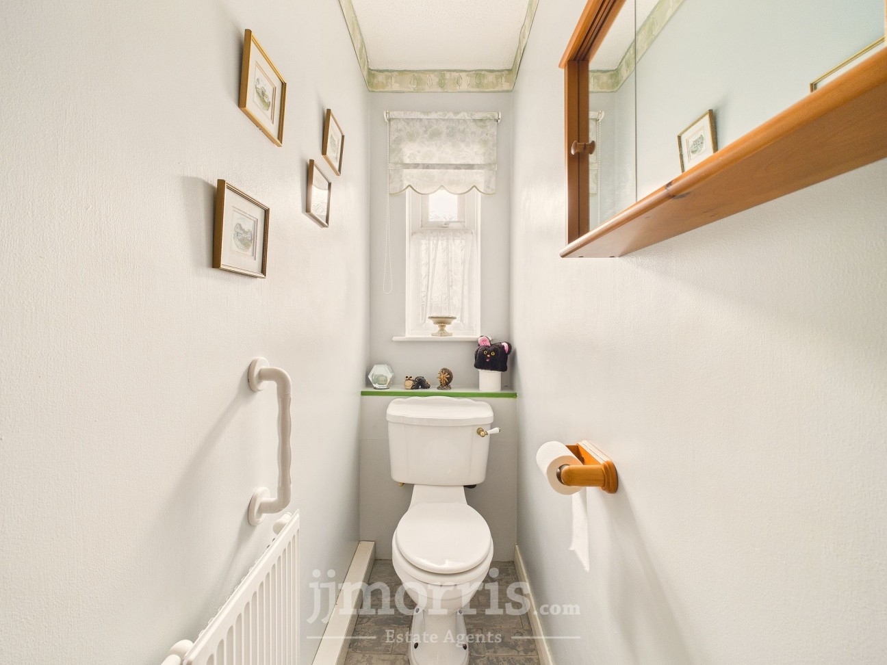 Chapel Road, Crundale, SA62