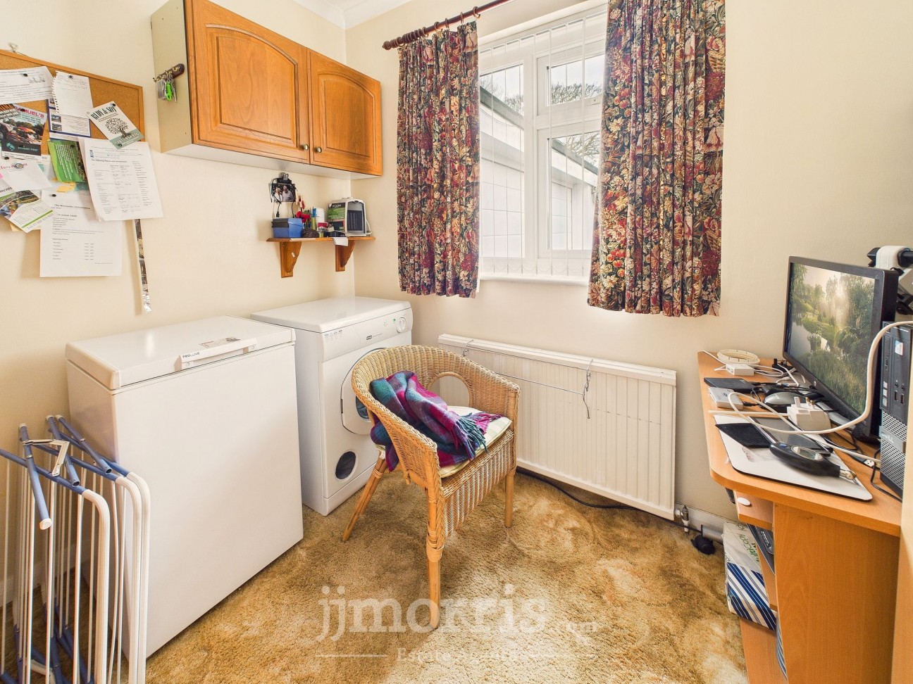 Chapel Road, Crundale, SA62