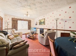 Chapel Road, Crundale, SA62