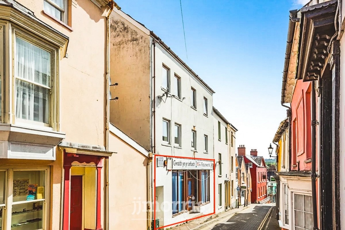 St. Mary Street, Cardigan, SA43 | JJ Morris Chartered Surveyors & Estate Agents
