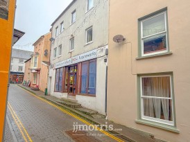 St. Mary Street, Cardigan, SA43
