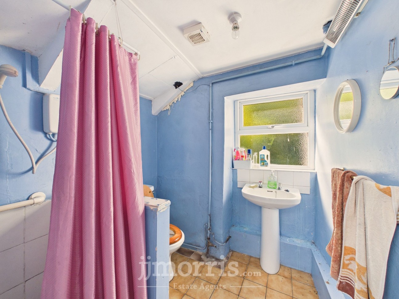 Dinas Cross, Newport, SA42
