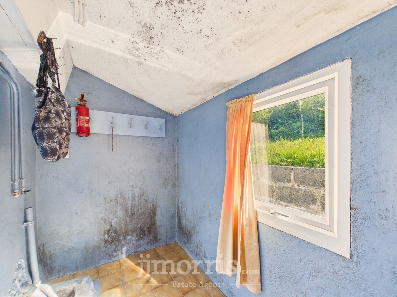 Dinas Cross, Newport, SA42