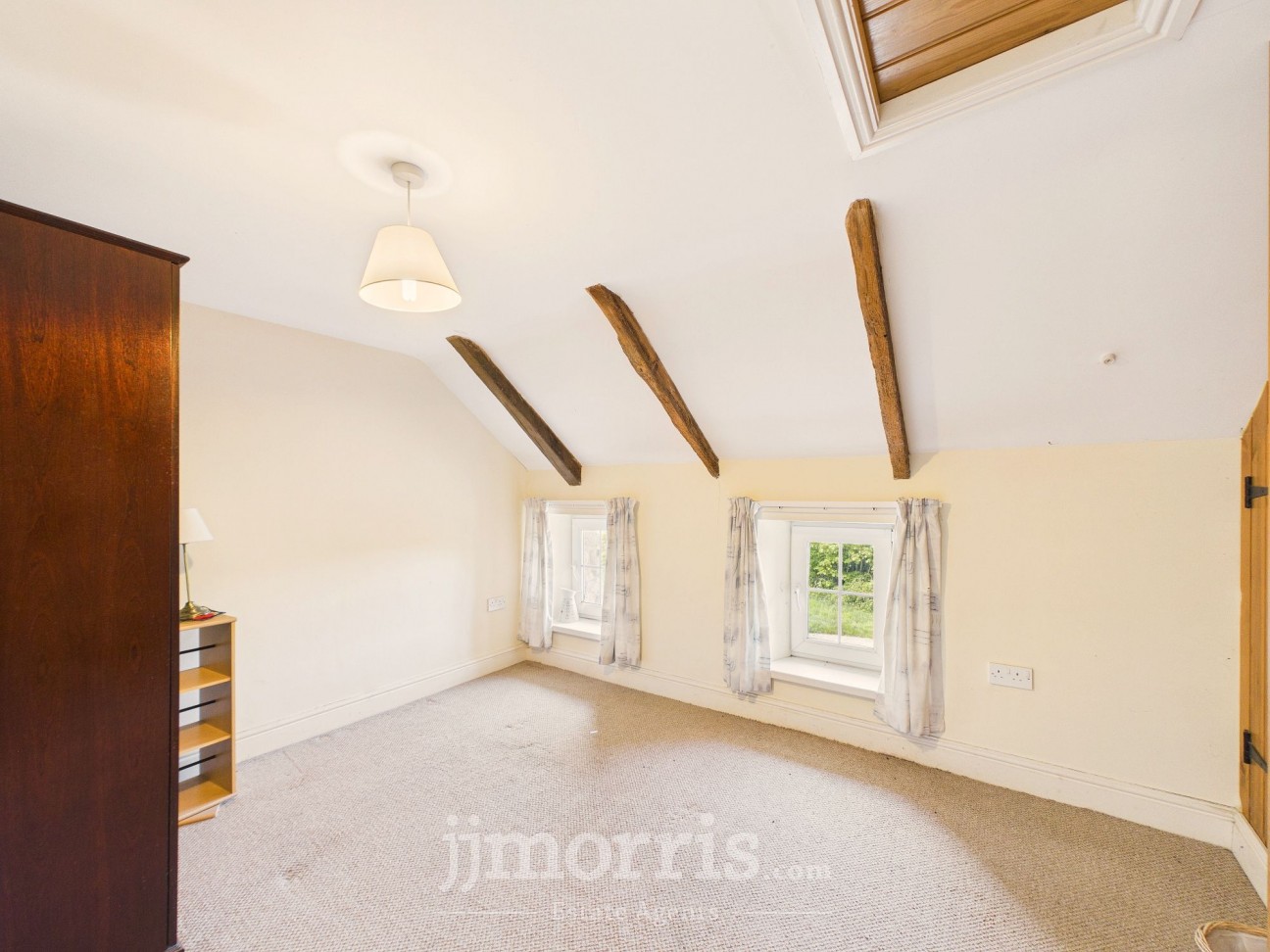 Dinas Cross, Newport, SA42