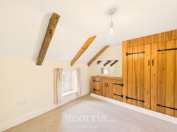 Dinas Cross, Newport, SA42