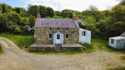 Dinas Cross, Newport, SA42