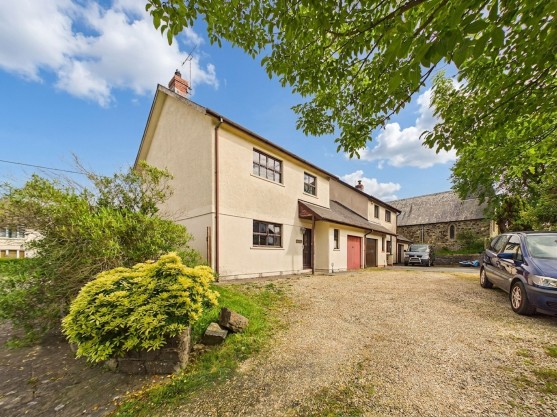 Parc Yr Eglwys, Dinas Cross, SA42