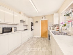 Lon Yr Ysgol, Blaenporth, SA43