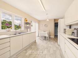 Lon Yr Ysgol, Blaenporth, SA43