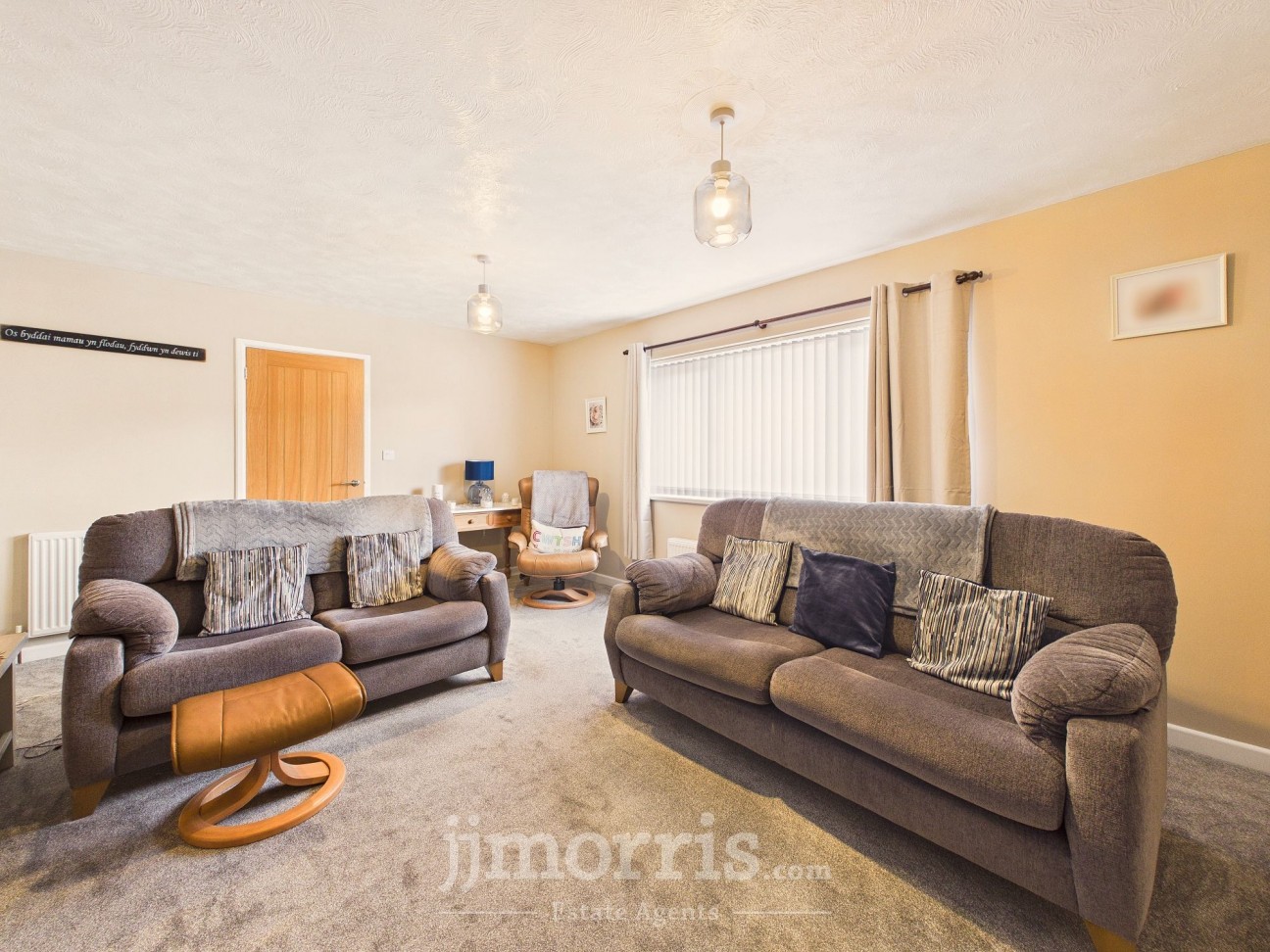 Lon Yr Ysgol, Blaenporth, SA43
