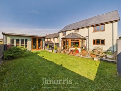 Parc Yr Eos, Hermon, SA36