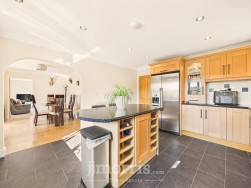 Parc Yr Eos, Hermon, SA36