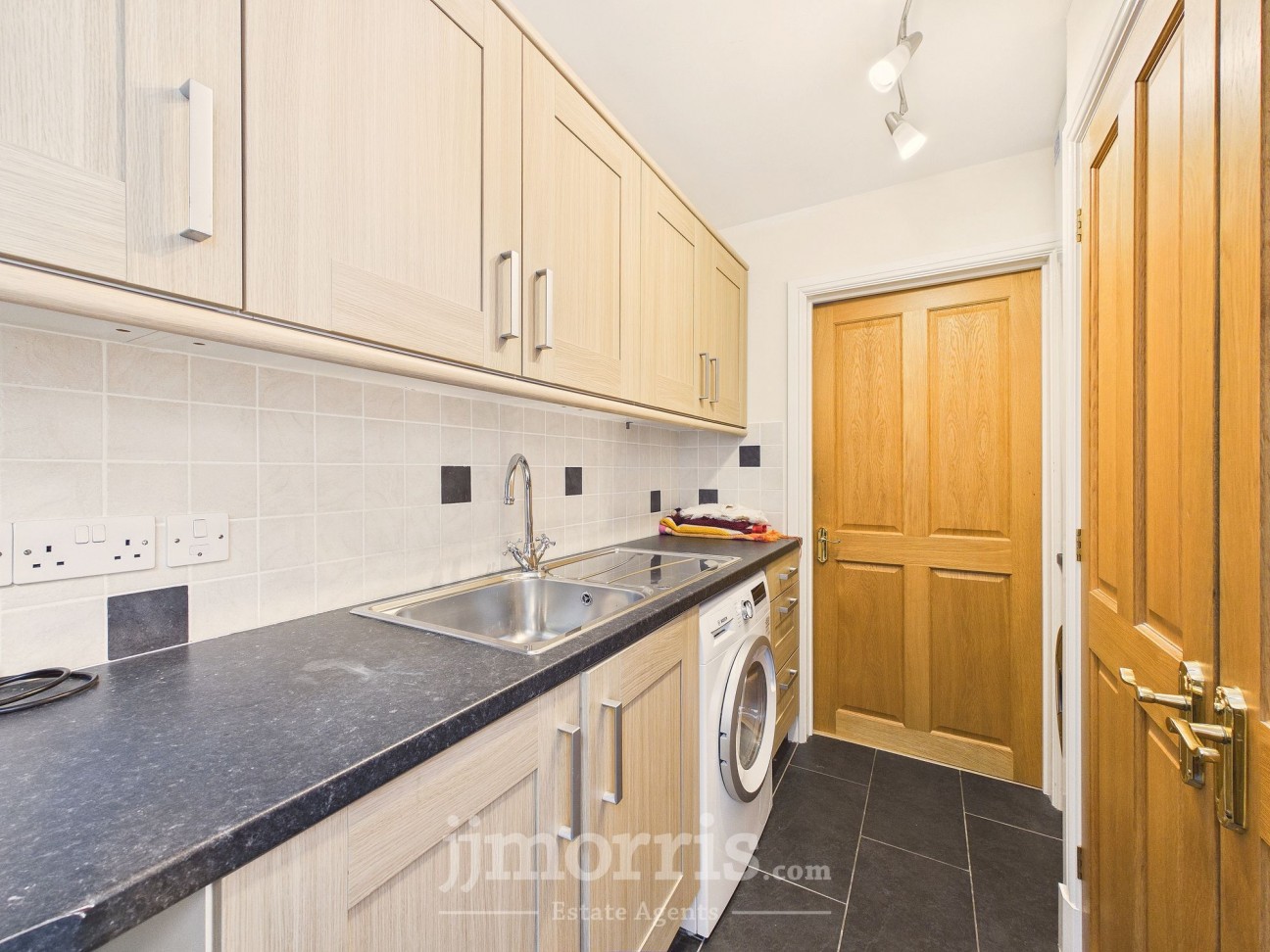 Parc Yr Eos, Hermon, SA36