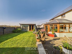 Parc Yr Eos, Hermon, SA36