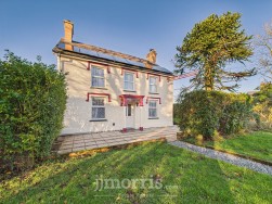 Beulah Road, Newcastle Emlyn, SA38